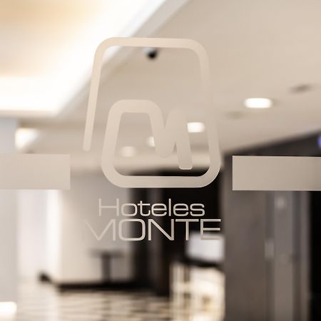 Monte Carmelo Hotel Севиля Екстериор снимка