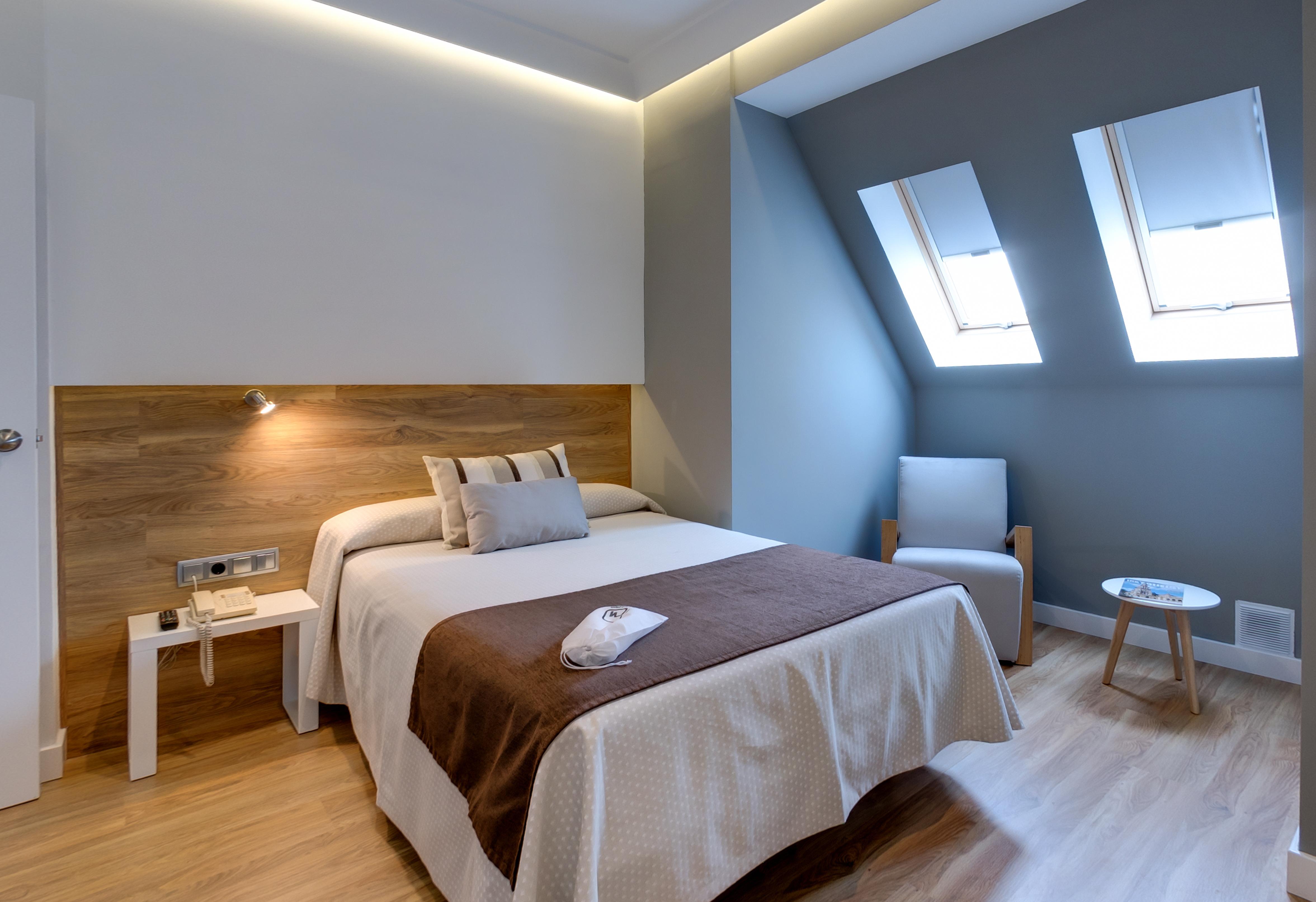 Monte Carmelo Hotel Севиля Екстериор снимка