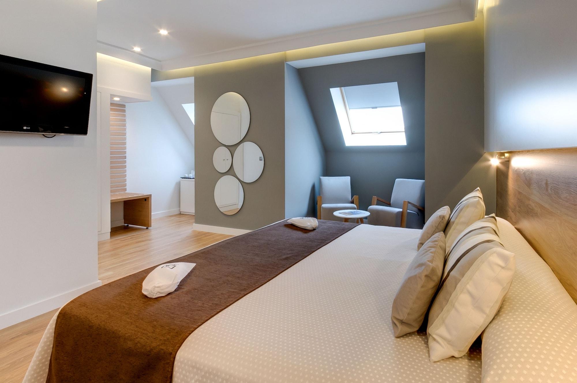Monte Carmelo Hotel Севиля Екстериор снимка